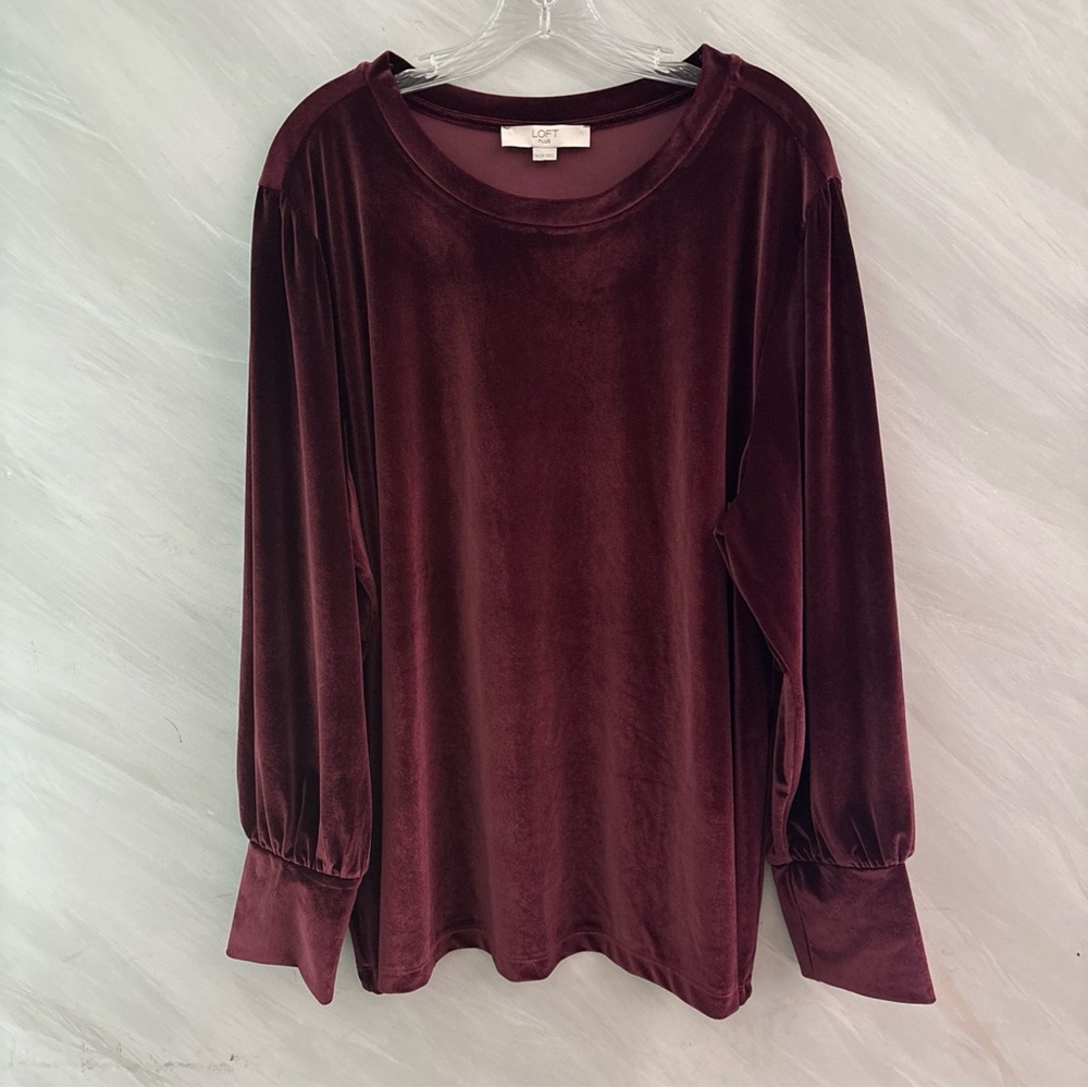 Loft Plus 24/26 (3X) Burgundy Velour Long Sleeve Wide Cuff Blouse Holiday